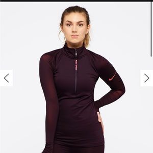 Nike Pro Hyperwarm Long Sleeve Half Zip